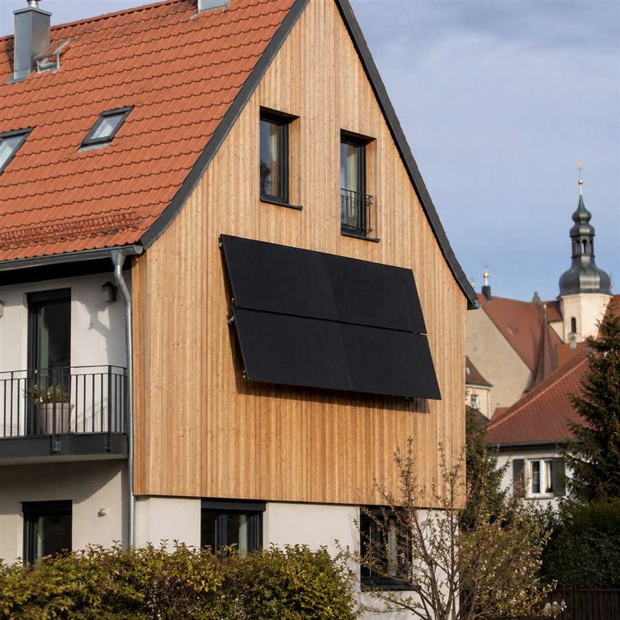 SolarMeister facade installation